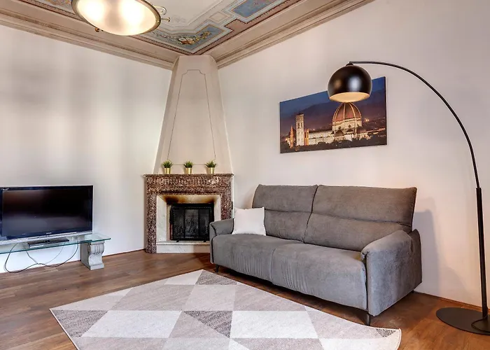 Pisana Apartment By Mamo Florence