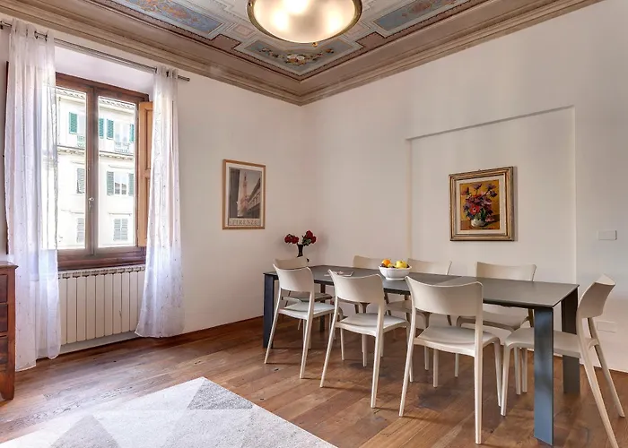 Pisana Apartment By Mamo Florence